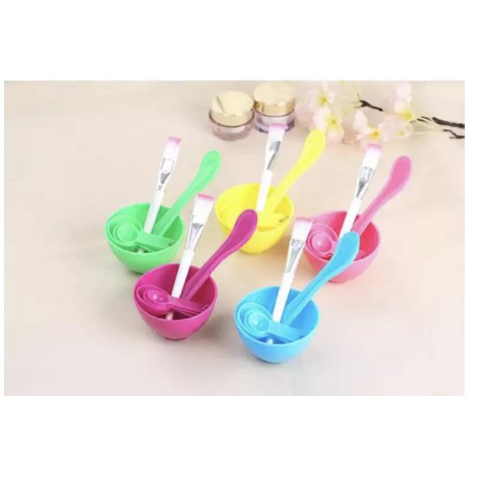 Dụng Cụ Bát Trộn Mặt Nạ ( Màu ngẫu nhiên )