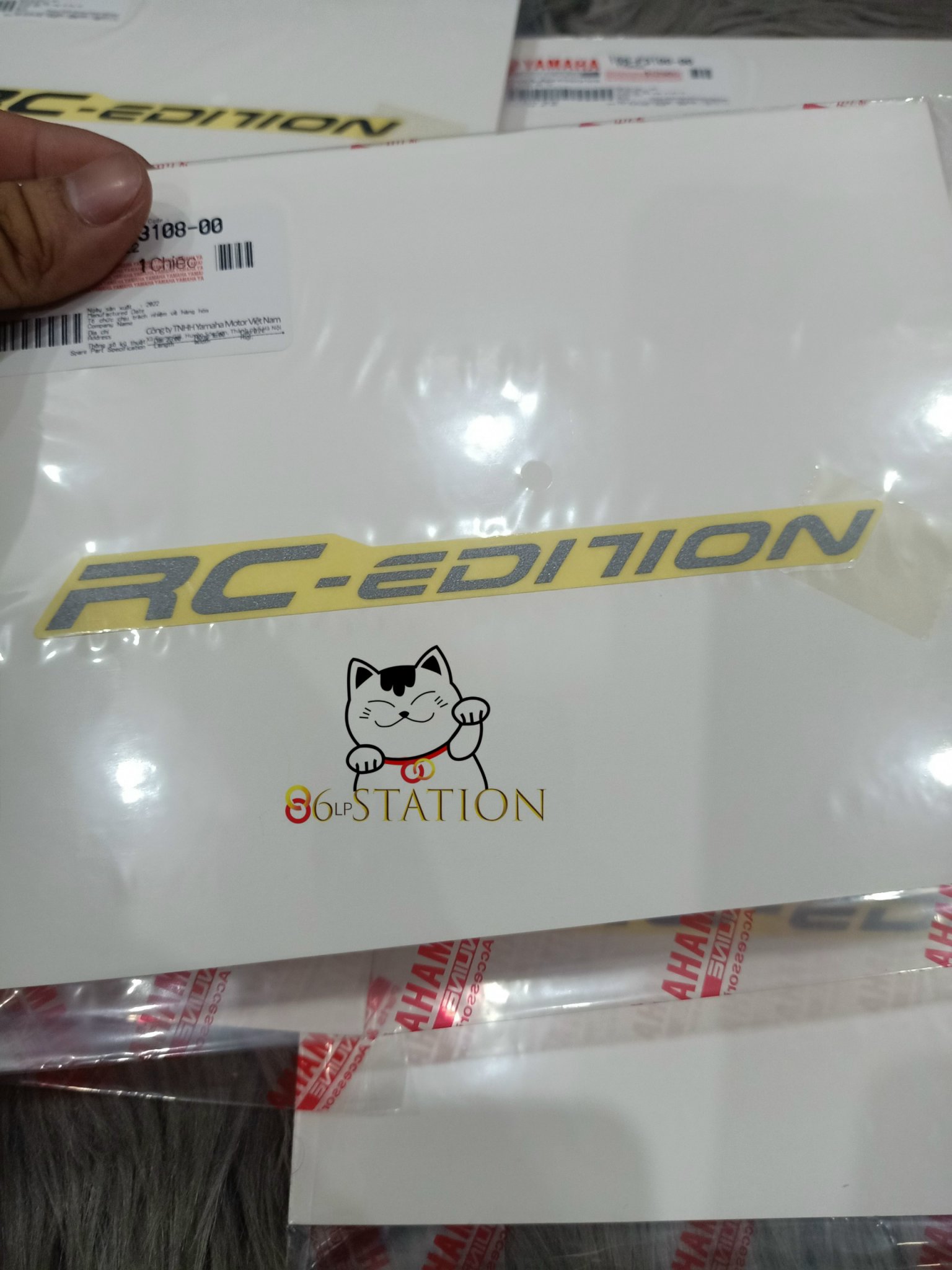 Tem dán phuột trước yamaha RC EDITION