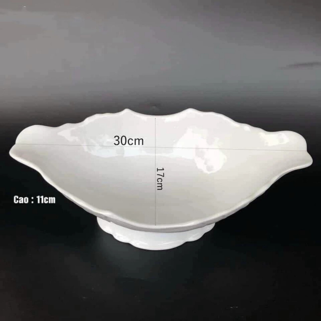 Bát thuyền đựng gà cúng nguyên con