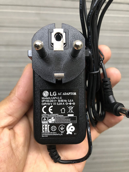 Adapter nguồn màn hình máy tính LG 19V 0.84A