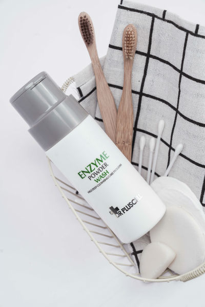 Bột rửa mặt Enzyme Powder Wash - sự lựa chọn số 1 cho da mụn và nhạy cảm