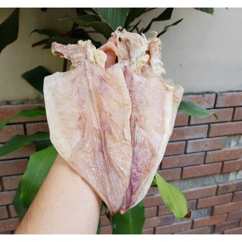 Khô mực ngon dày đặc sản cà mau , túi 500gr hút chân không