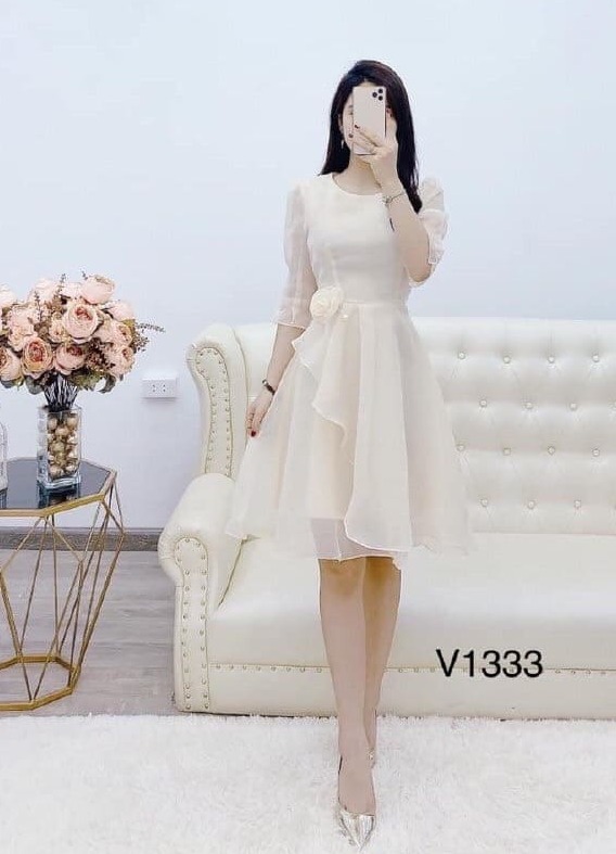 Đầm xòe voan vạt chéo tay lỡ kết bông eo xinh xắn