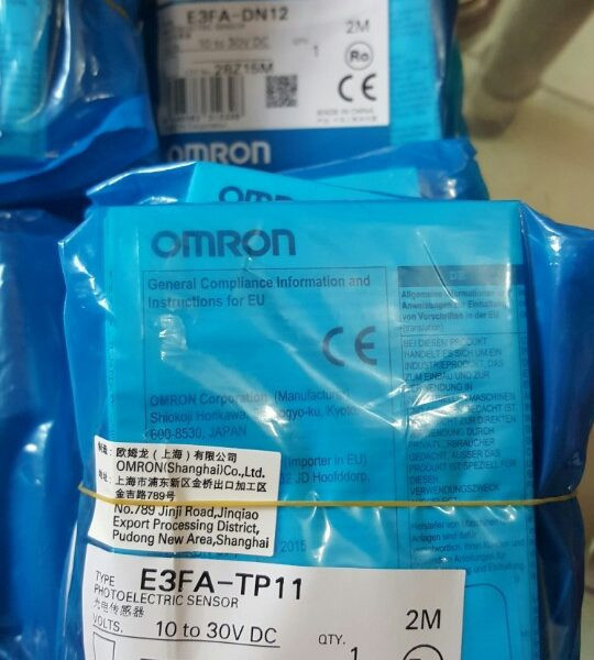 Cảm biến quang điện omron e3fa-tp11 2m