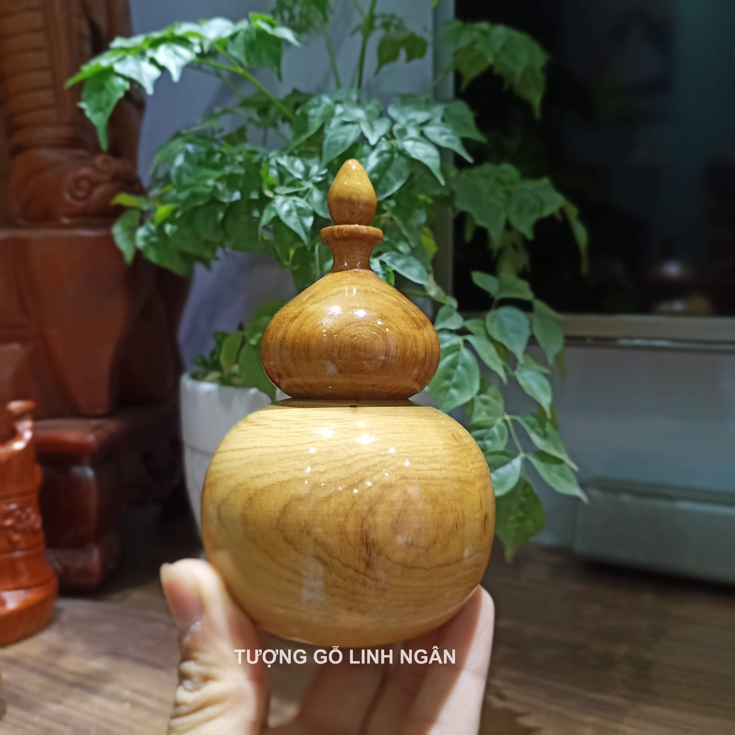 Lọ đựng tăm hồ lô gỗ bách xanh
