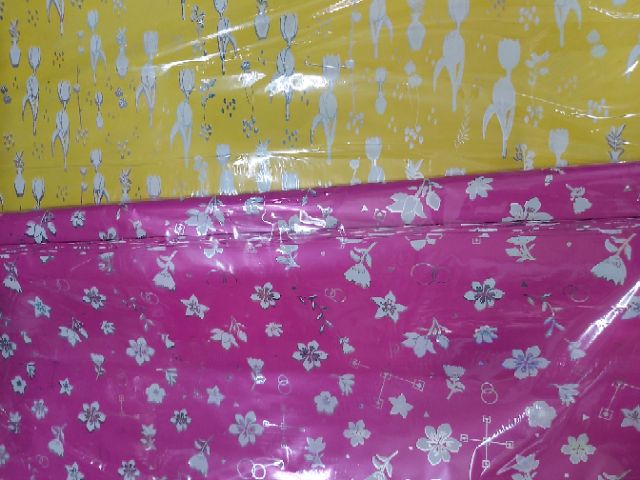Combo 10 Tờ Giấy Kiếng Gói Quà 50X70Cm