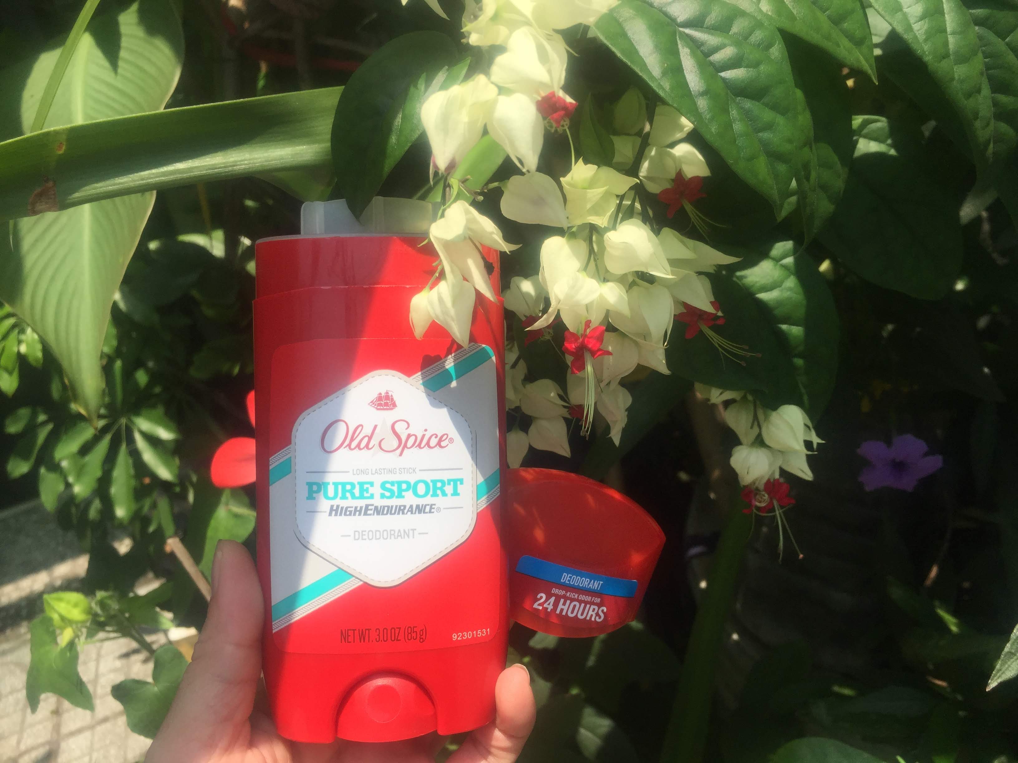 1 tuýp sáp lăn nách Mỹ Old Spice 85 gam