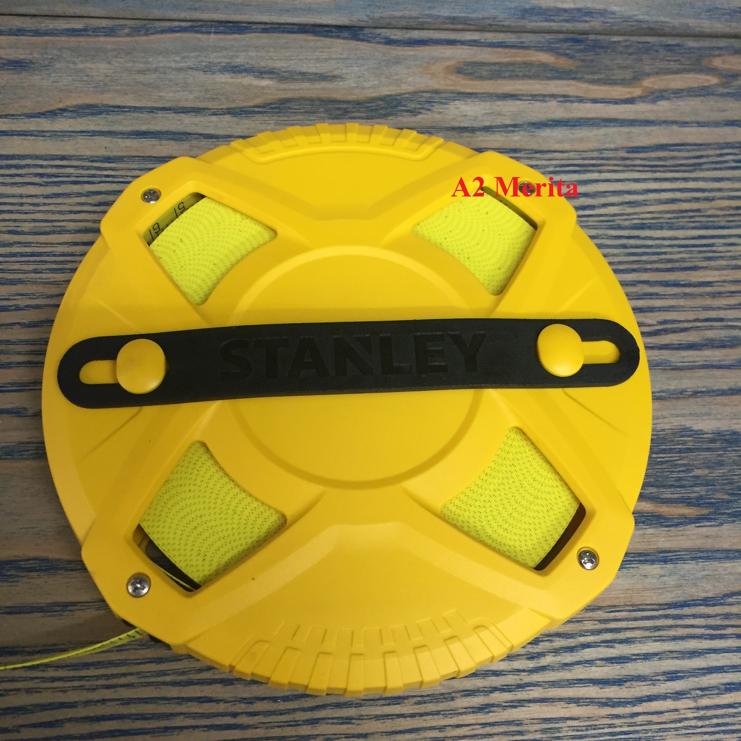 Thước dây sợi thủy tinh 30M Stanley STHT34297-8