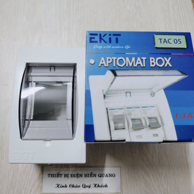 Vỏ tủ điện âm tường 1-3 MCB EKIT