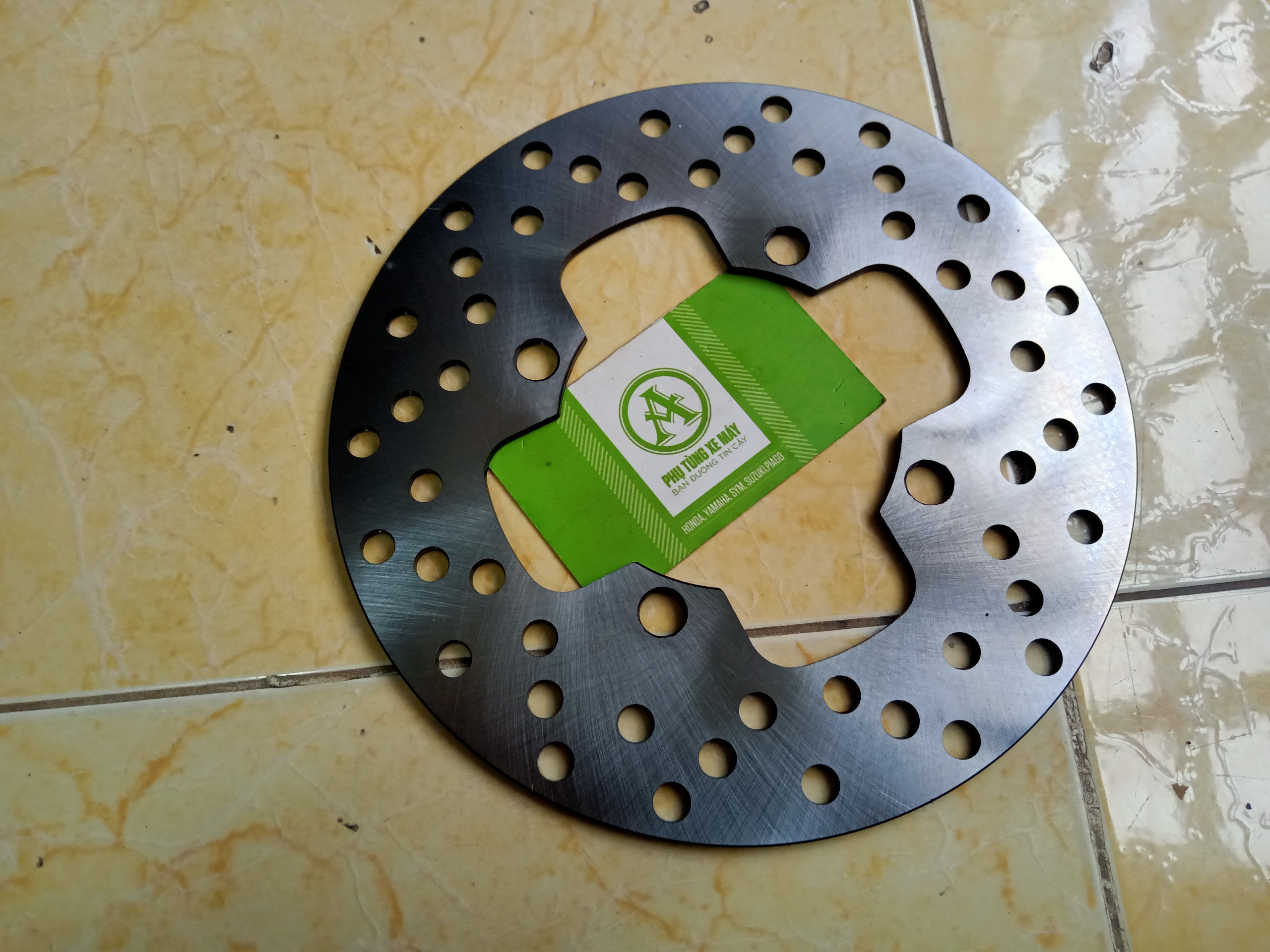 Đĩa phanh dầu sau xe Exciter 135