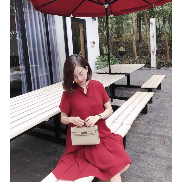 Đầm đỏ đuôi cá cổ trụ