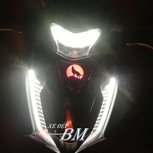mặt nạ xe sh màu đỏ độ led