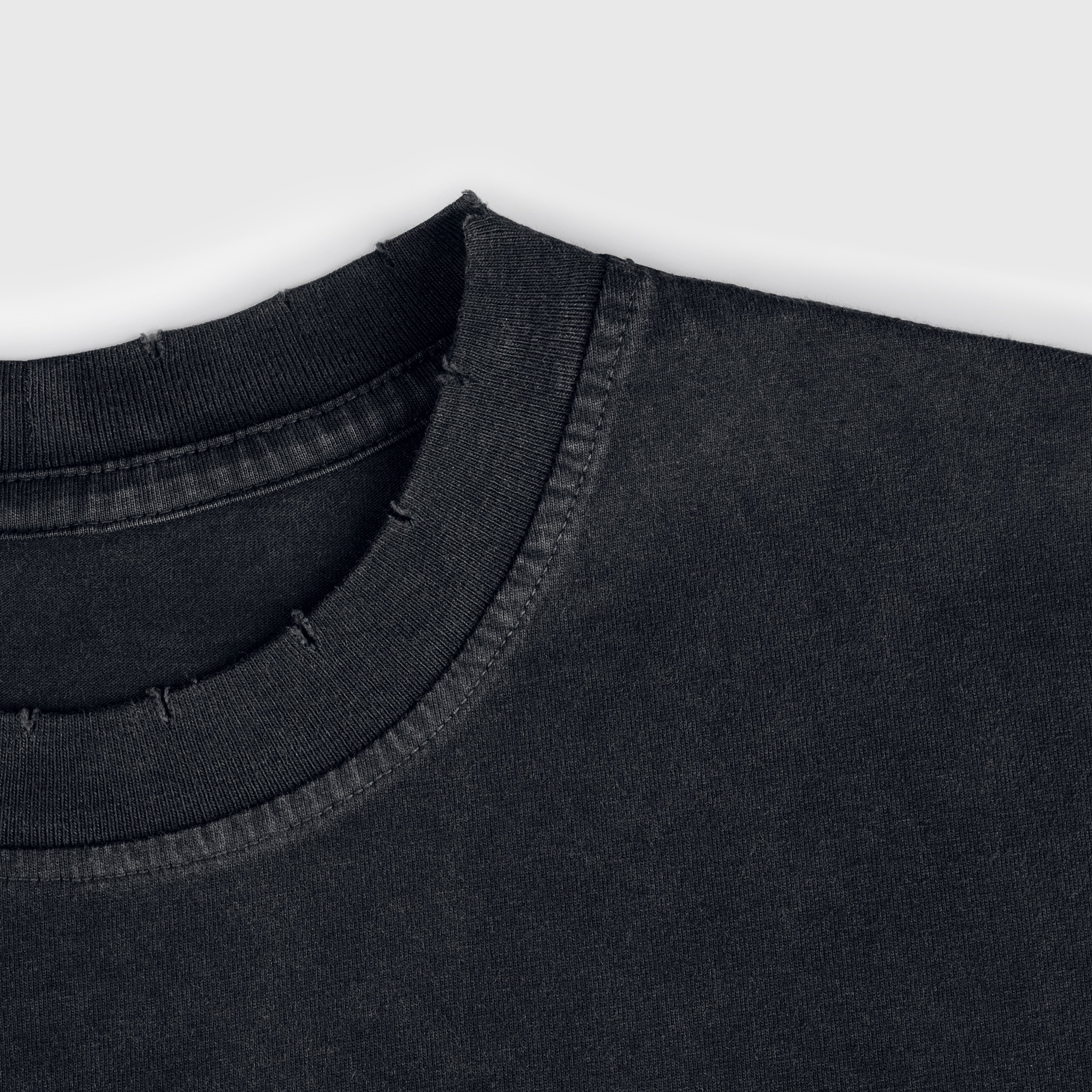 Grimm DC Signature Destroyed collection | Contrast tee // Black-grey