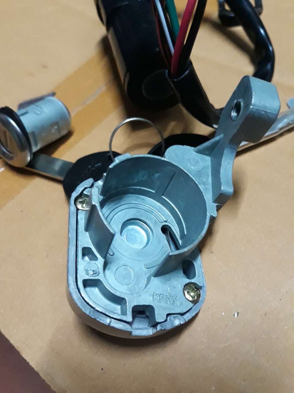 Ổ Khóa Xe Wave S, RS 100