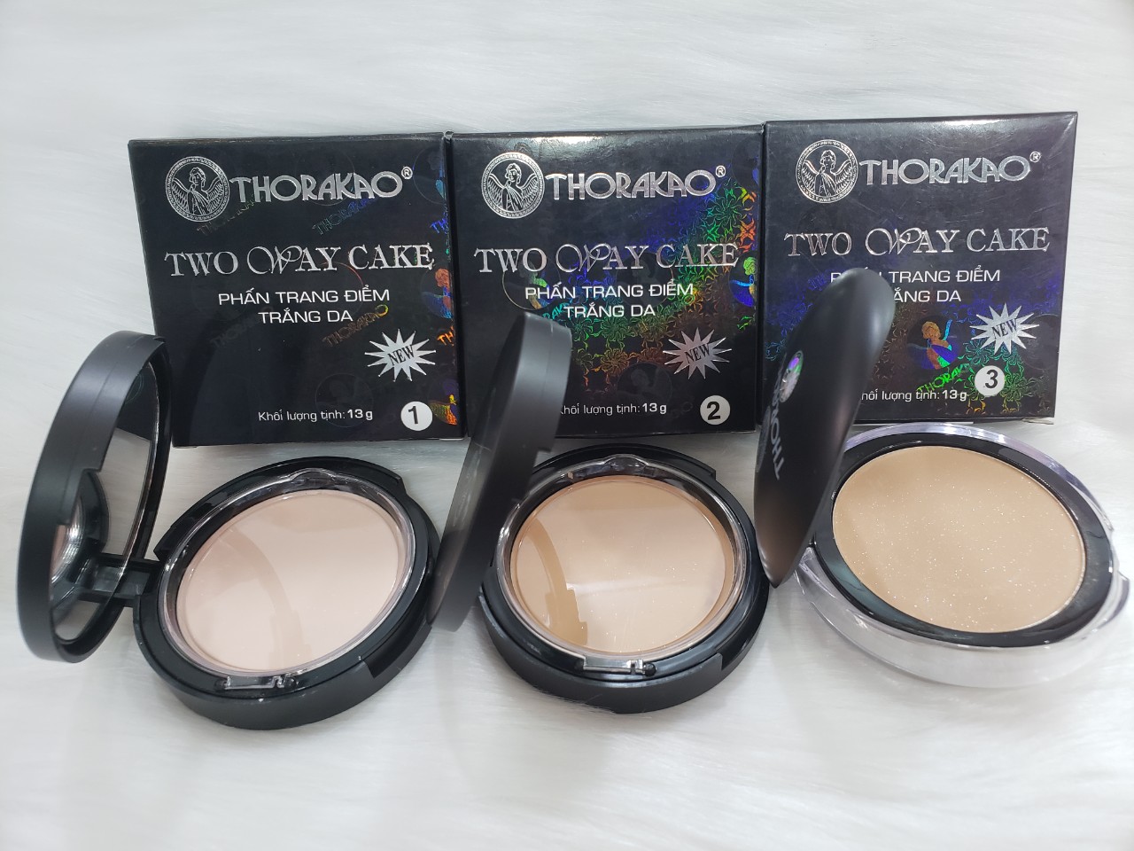 [HCM]PHẤN TRANG ĐIỂM THORAKAO TRẮNG DA TWO WAY CAKE 13G - SỐ 1