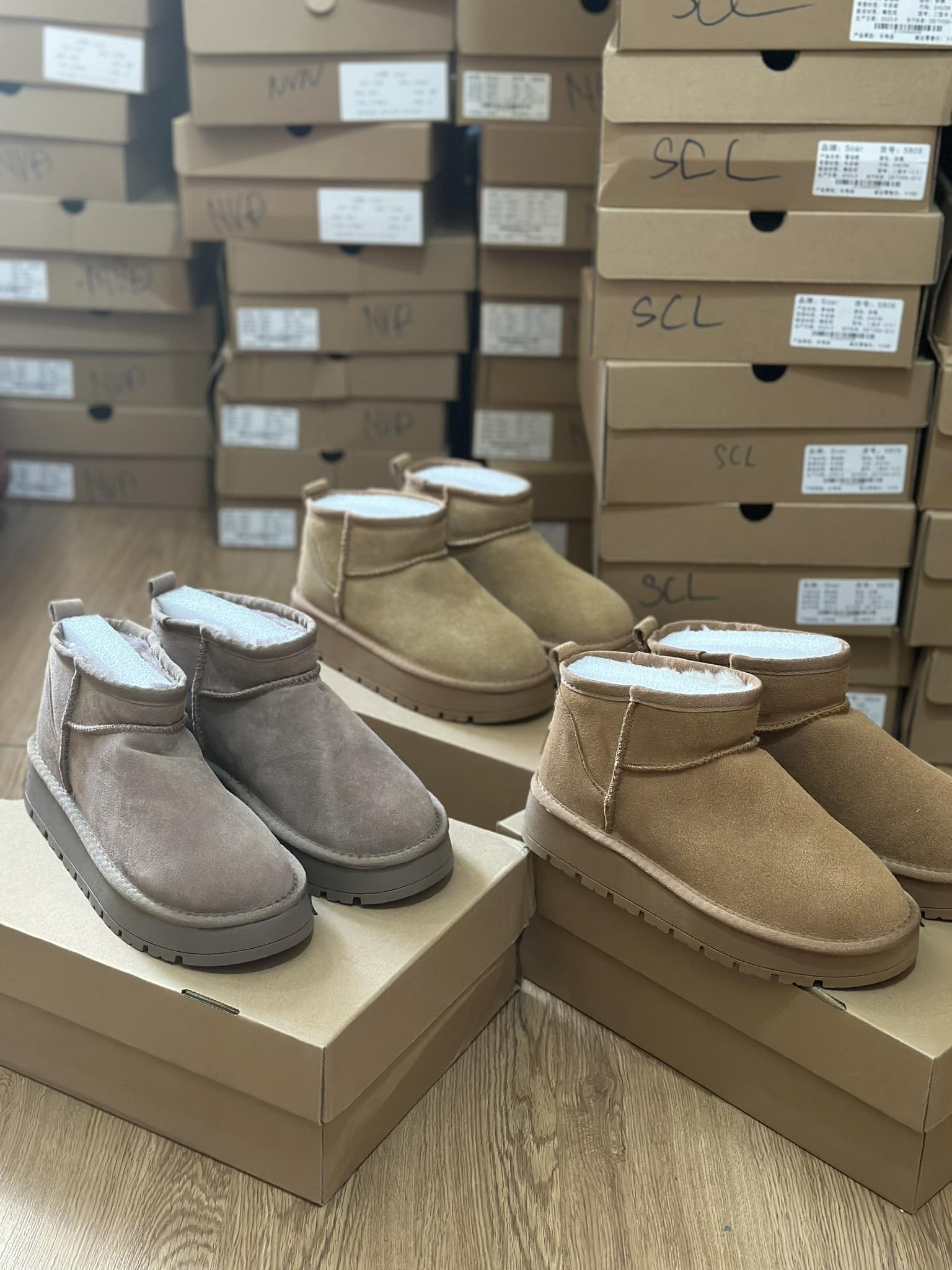 𝐁𝐥𝐚𝐮𝐞𝐁𝐥𝐮𝐦𝐞🦋 (Sẵn - Tăng 1 size) Boot Soar Korea