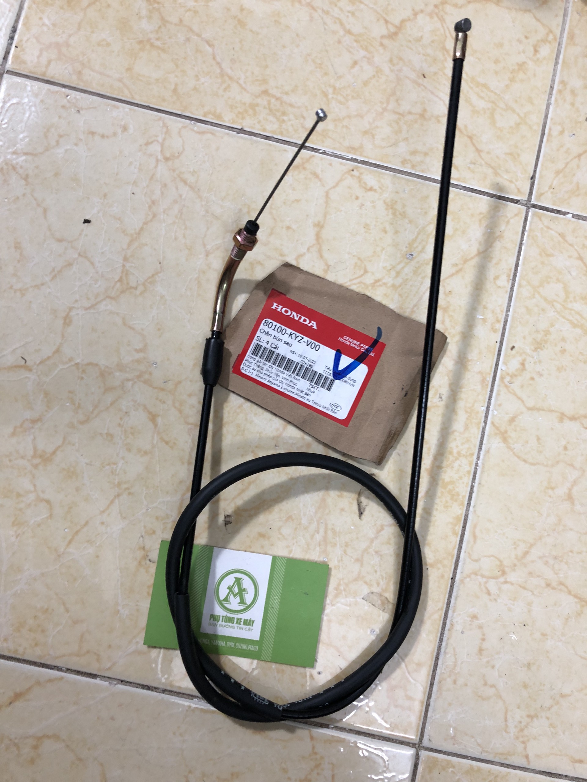 The Three-Wheeled Cart's Rope Is 116cm Long.