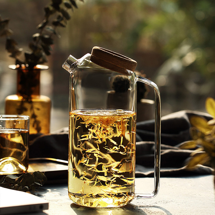 Bình thủy tinh Borosilicate nắp gỗ hình nút áo
