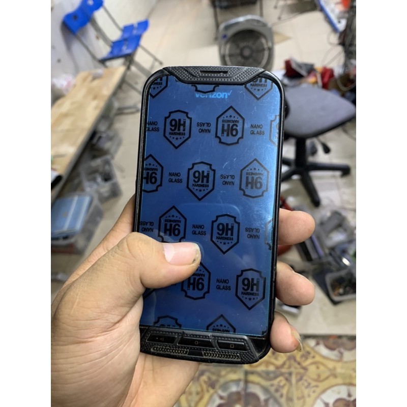 Dán màn hình kyocera pro E6810