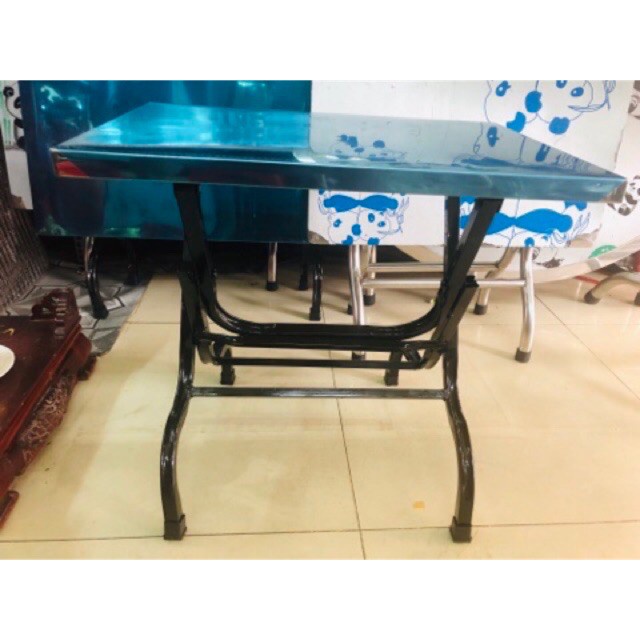 Bàn chân sắt mặt inox xếp gọn