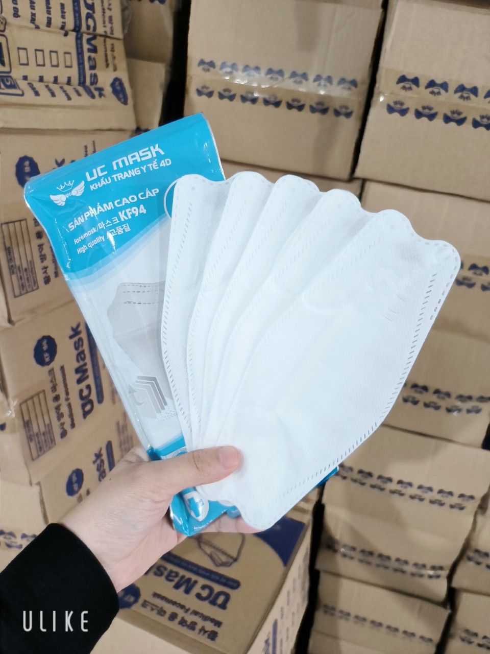 Thùng 200 cái Khẩu trang y tế 4D KF94 UC Mask