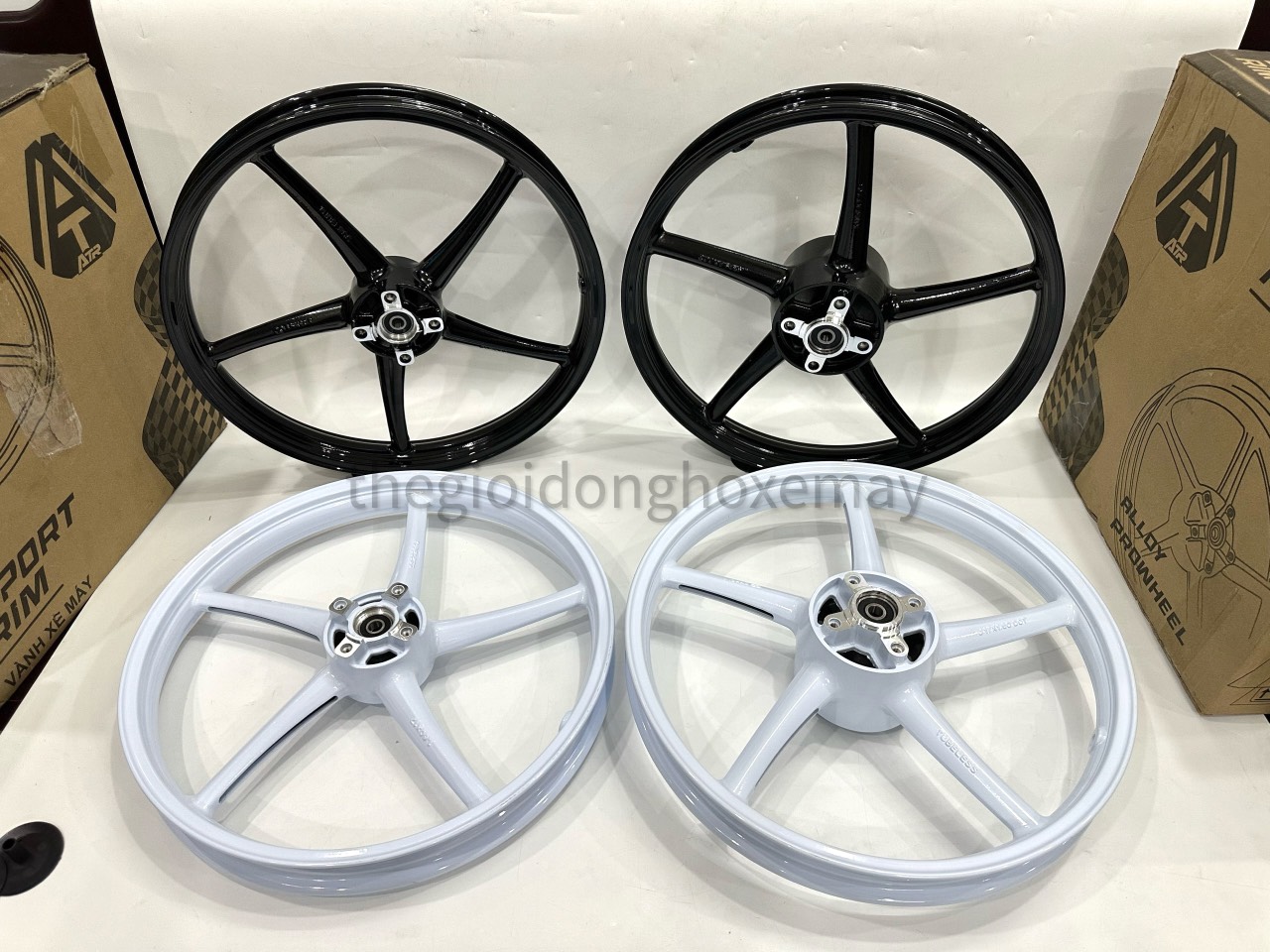 Mâm 5 cây đúc atr enkei sonic 1.6-1.6