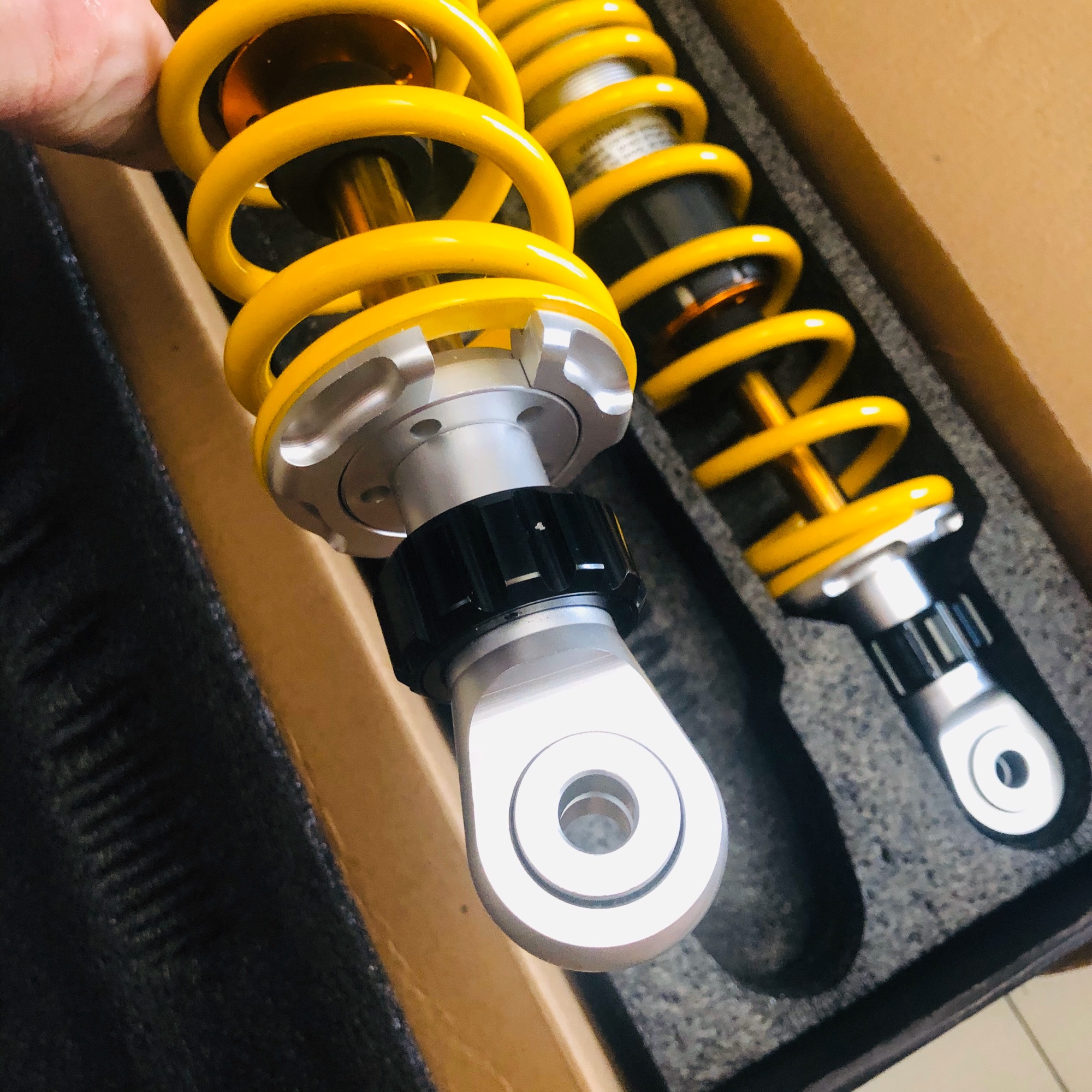 [HCM]Phuộc Ohlins gắn Wave Dream