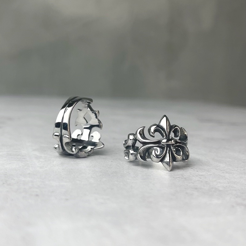 Nhẫn CHROME HEART thép titan không gỉ 4
