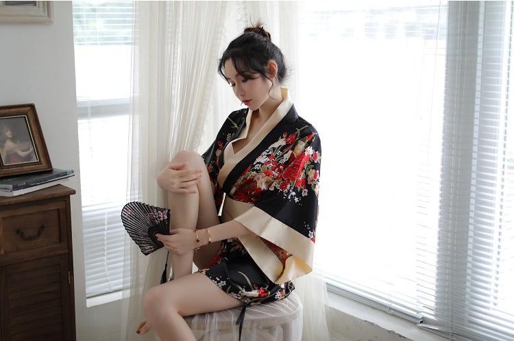ĐẦM NGỦ KIỂU DÁNG KIMONO, PHONG CÁCH NHẬT BẢN