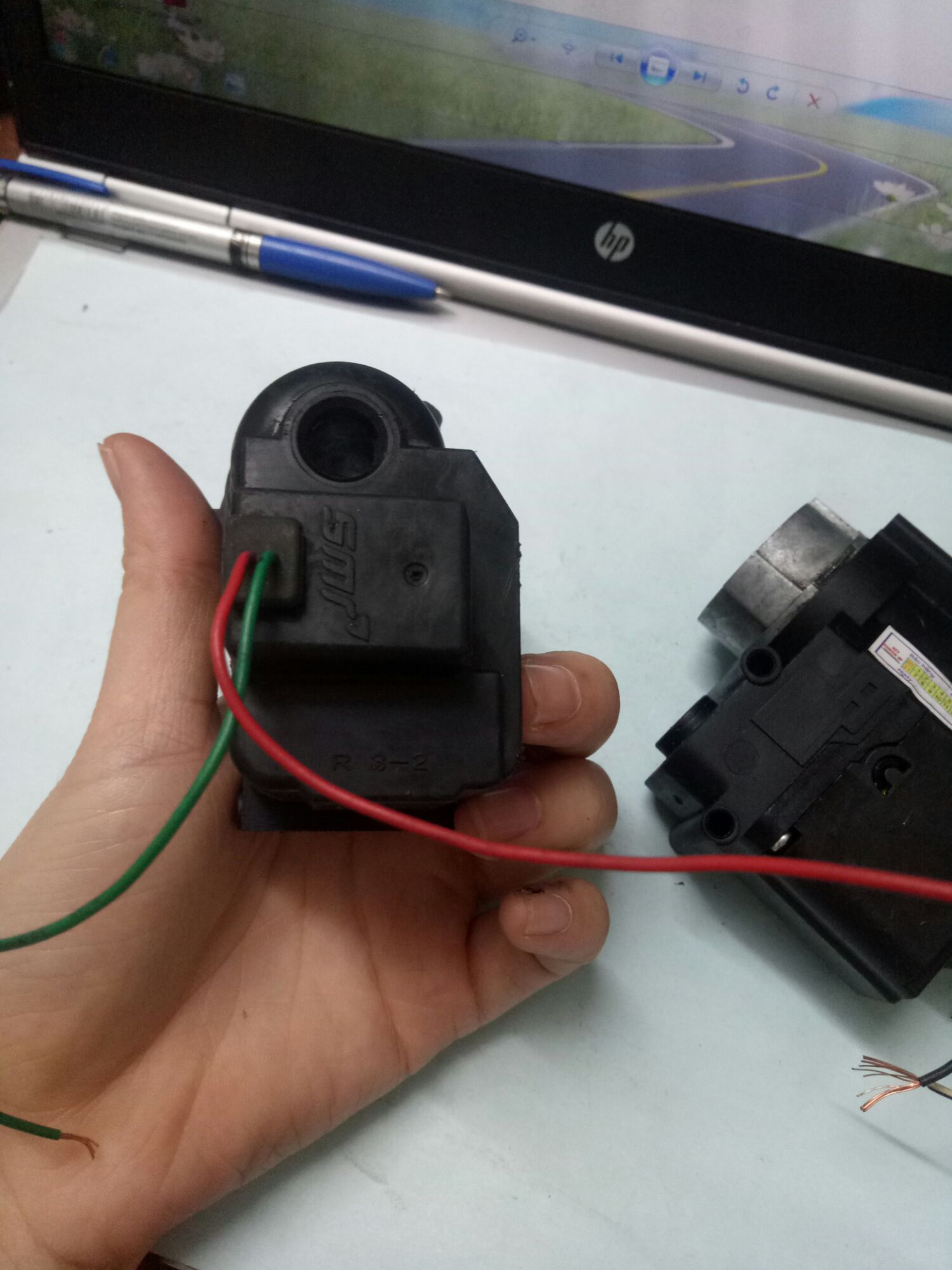 Mô tơ gập gương Hyundai I10