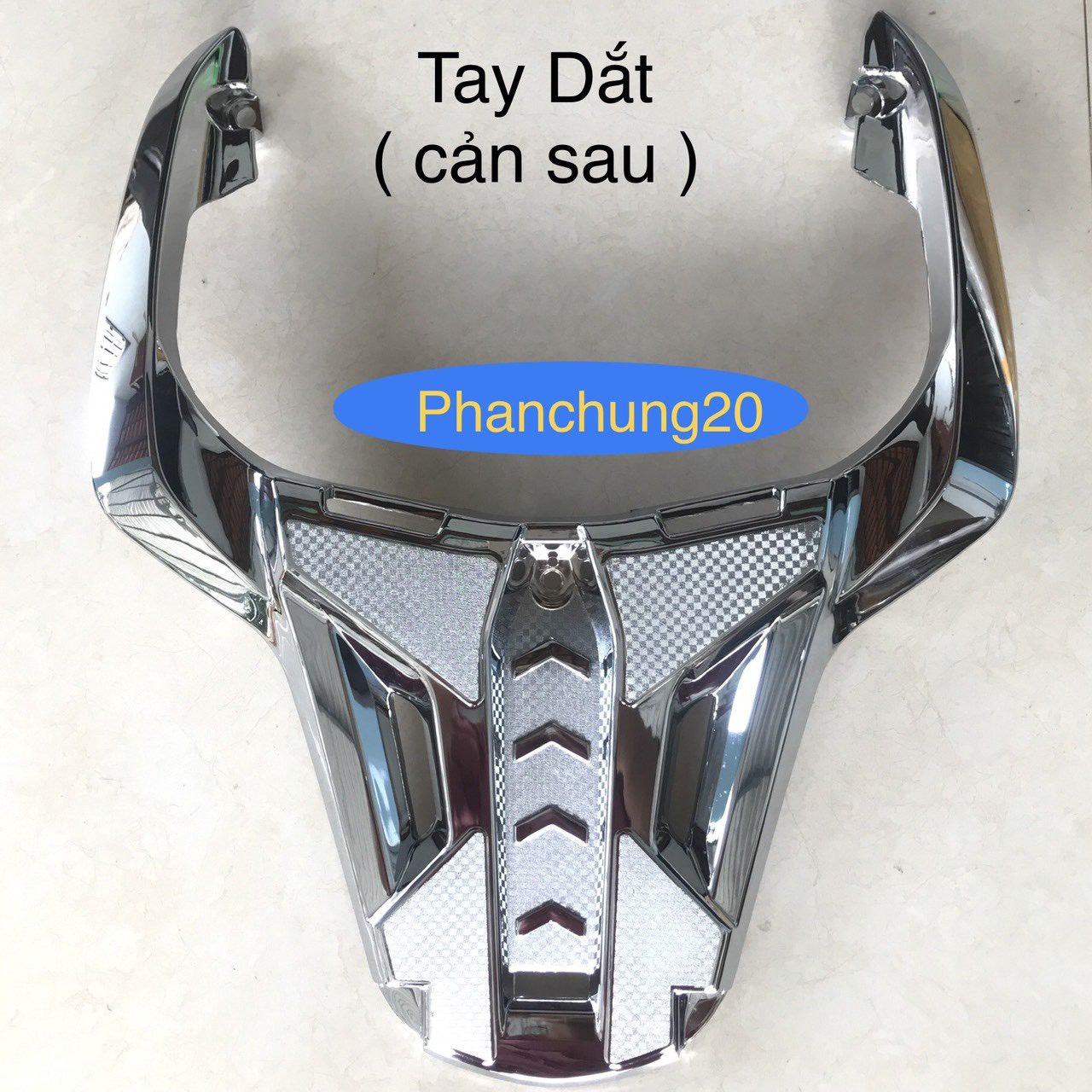 SH 2017 2018 2019 ỐP TAY DẮT SAU ( CẢN SAU ) DÙNG CHO ĐỜI XE SH CACBON / CROM