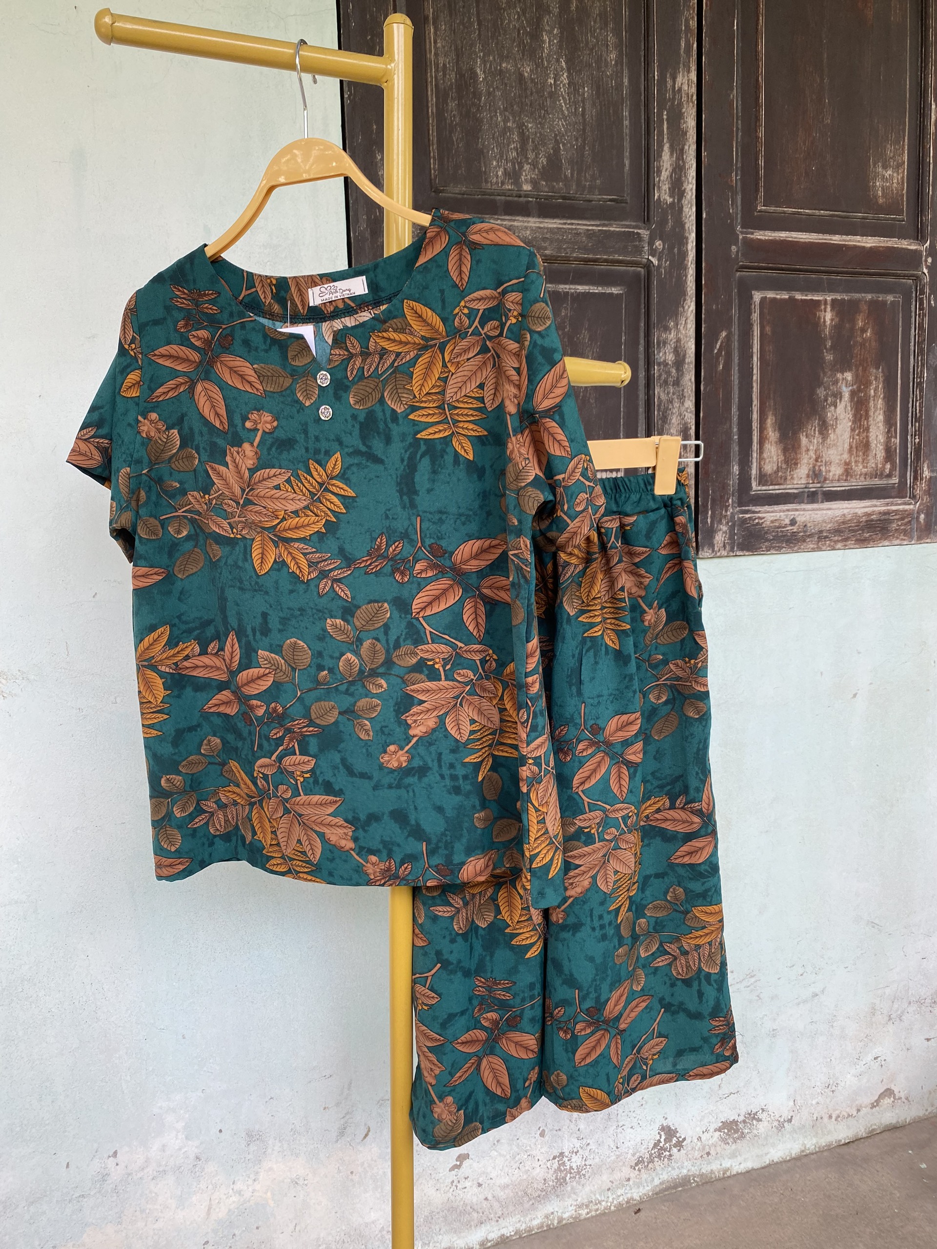 Đồ bộ mặc nhà trung niên tay ngắn - chất lụa hàn châu cao cấp