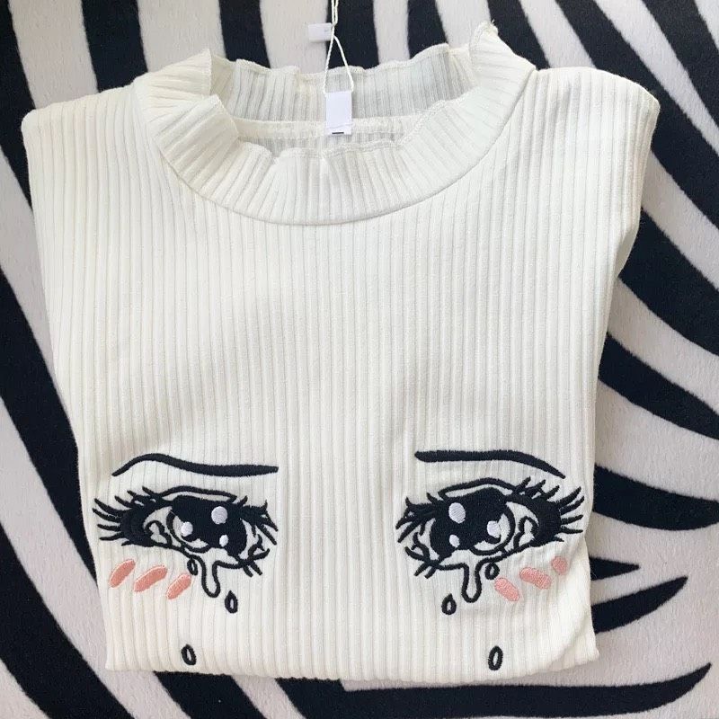 Mẫu mới áo thun gân croptop hình đôi mắt khóc