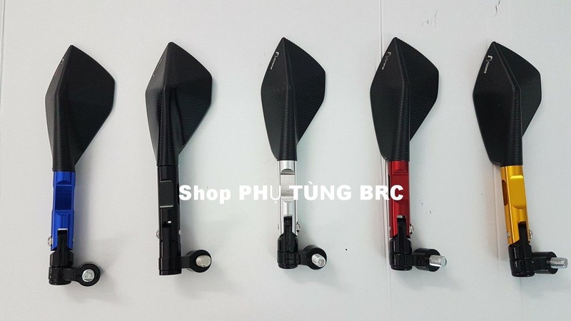 Kiếng chiếu hậu búa 5 cạnh ( SL: 1 chiếc ).