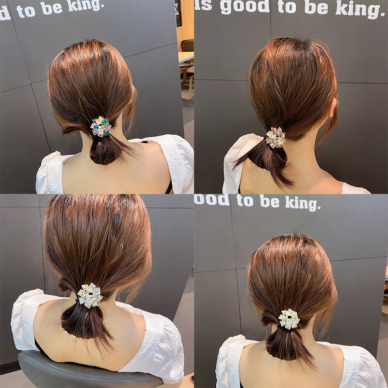 [Phụ Kiện] Cột Tóc Đính Đá Vuông Pha Lê Cao Cấp