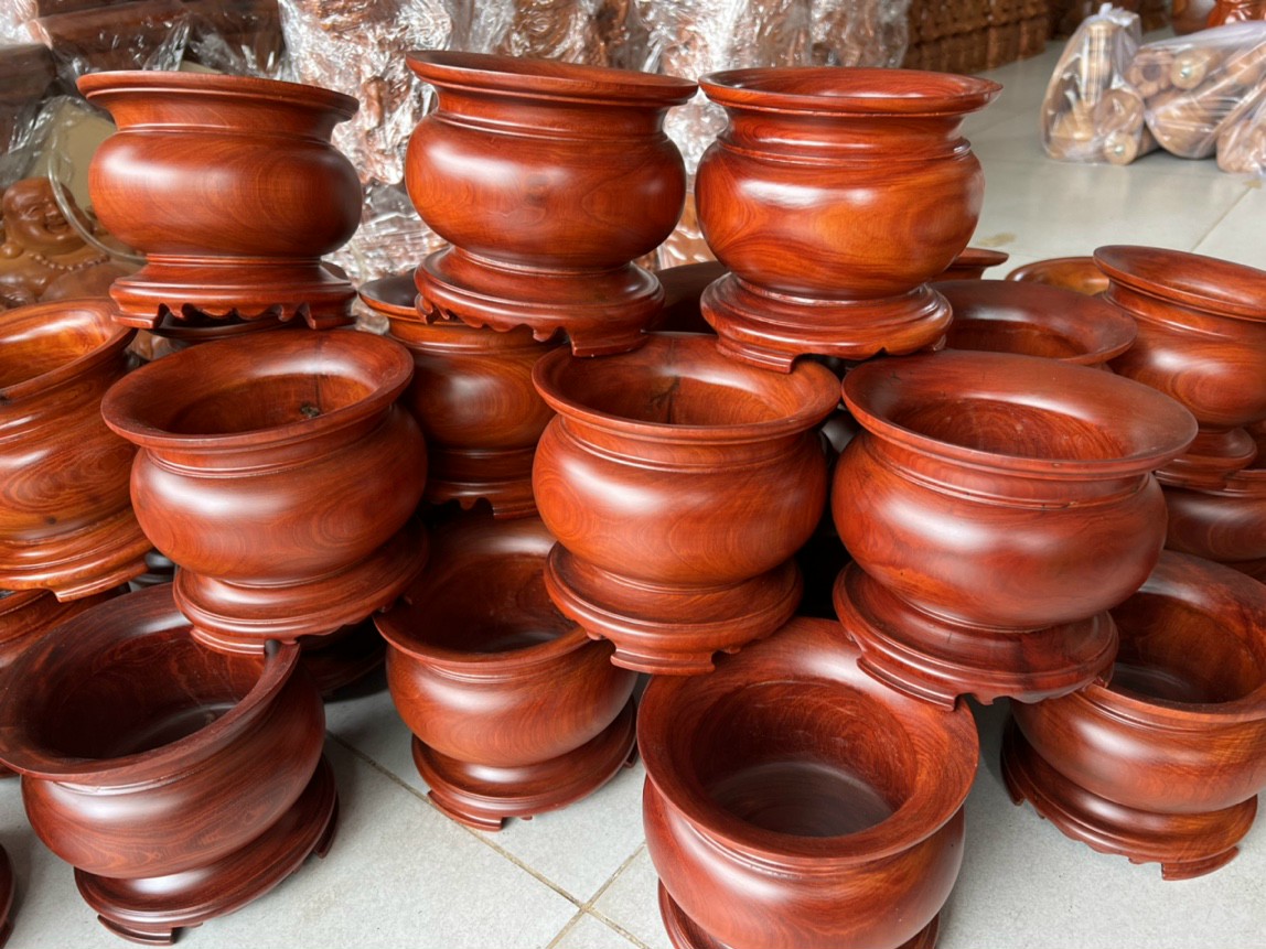 Bát nhang, lư hương gỗ hương nguyên khối cao cấp ngang 15cm