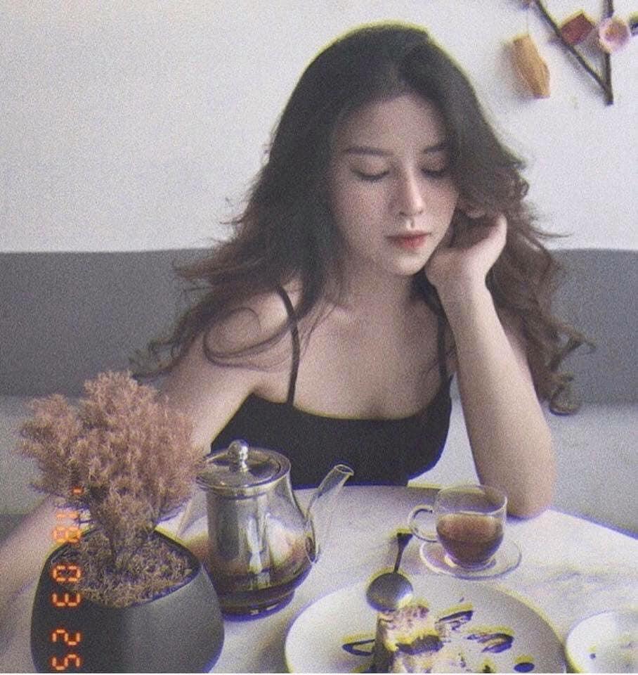 Áo Hai Dây Quây Ngực Sexy