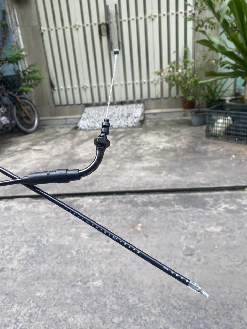 DÂY GA XE CHALY ĐỜI 81