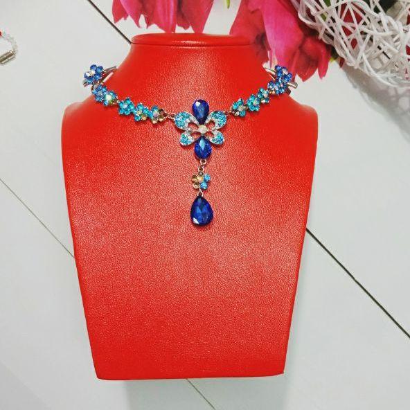 Manocanh vòng cổ da cao cấp