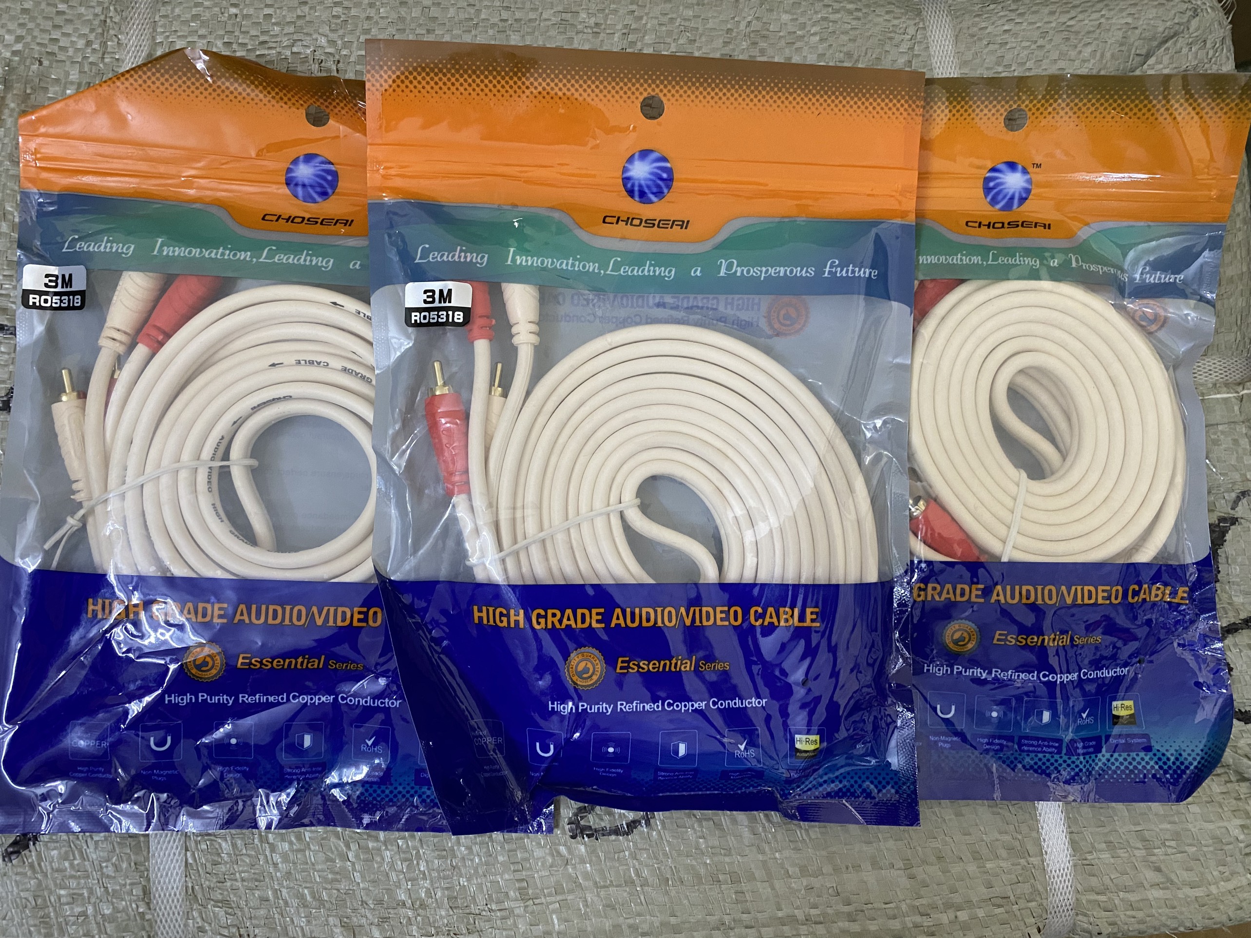 Cáp Audio (Dây AV) 4 đầu hoa sen dài 3M