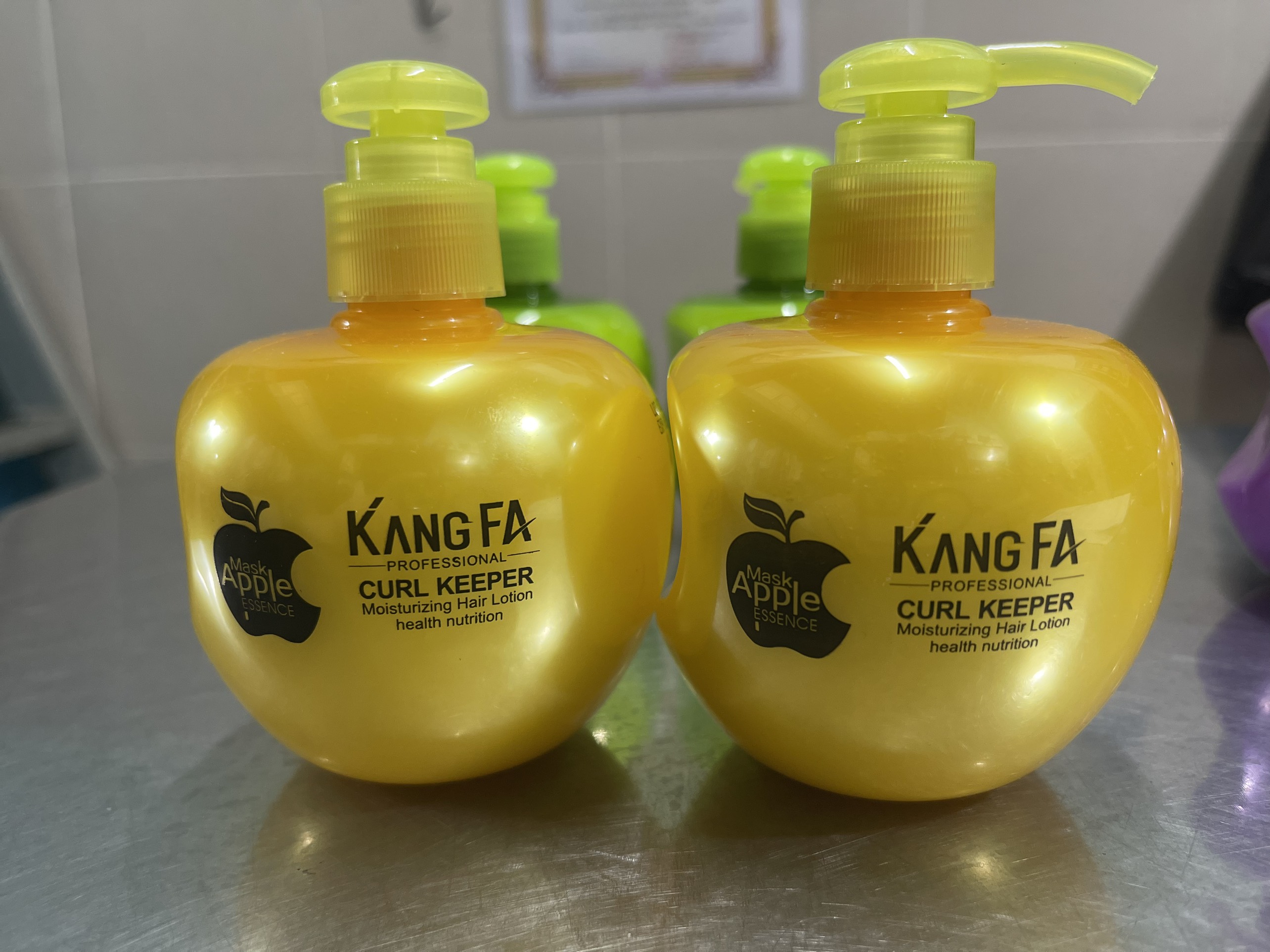 Gel tạo kiểu tóc xoăn trái táo