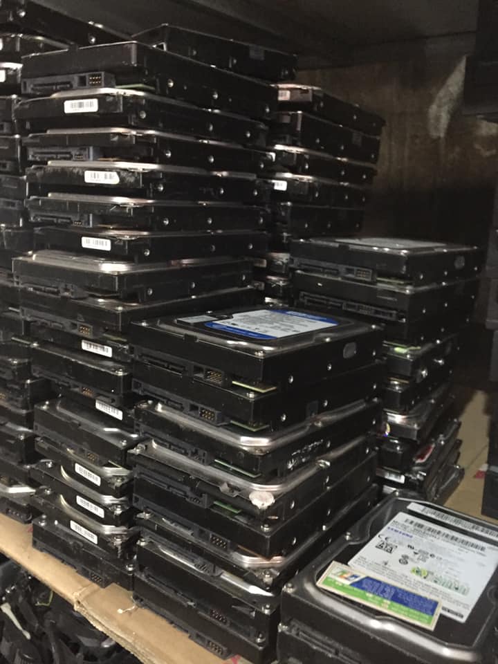 Ổ cứng HDD máy tính PC chuẩn SATA 160G Caution Kĩ Thuật   | WD WD1600AAJS-00L7A0 160,0 GB   | Công nghệ SATA300, dung lượng 160GB, nhiệt độ 37°C, hiệu suất cao.