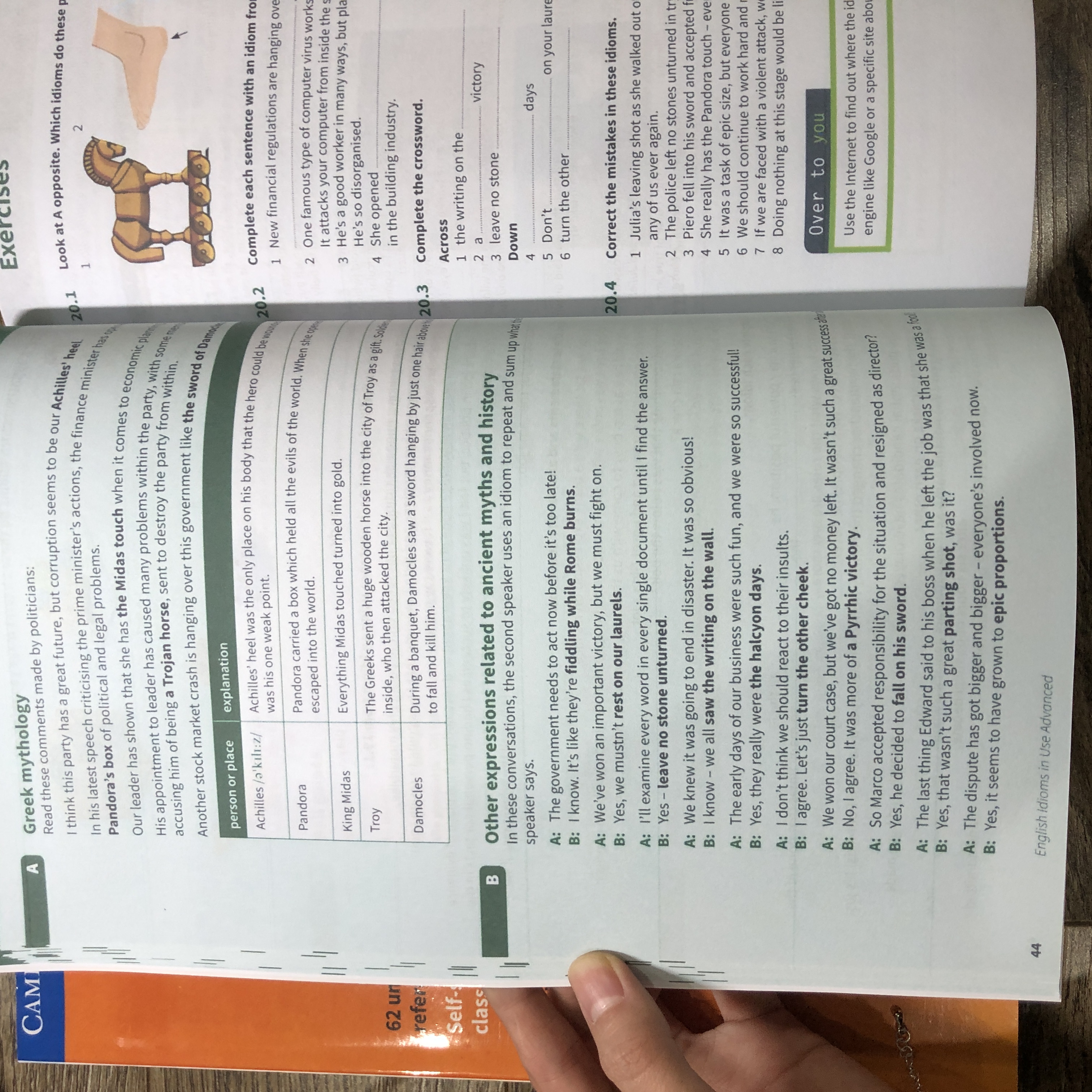 Sách English Idioms in Use Intermidiate&Advanced
