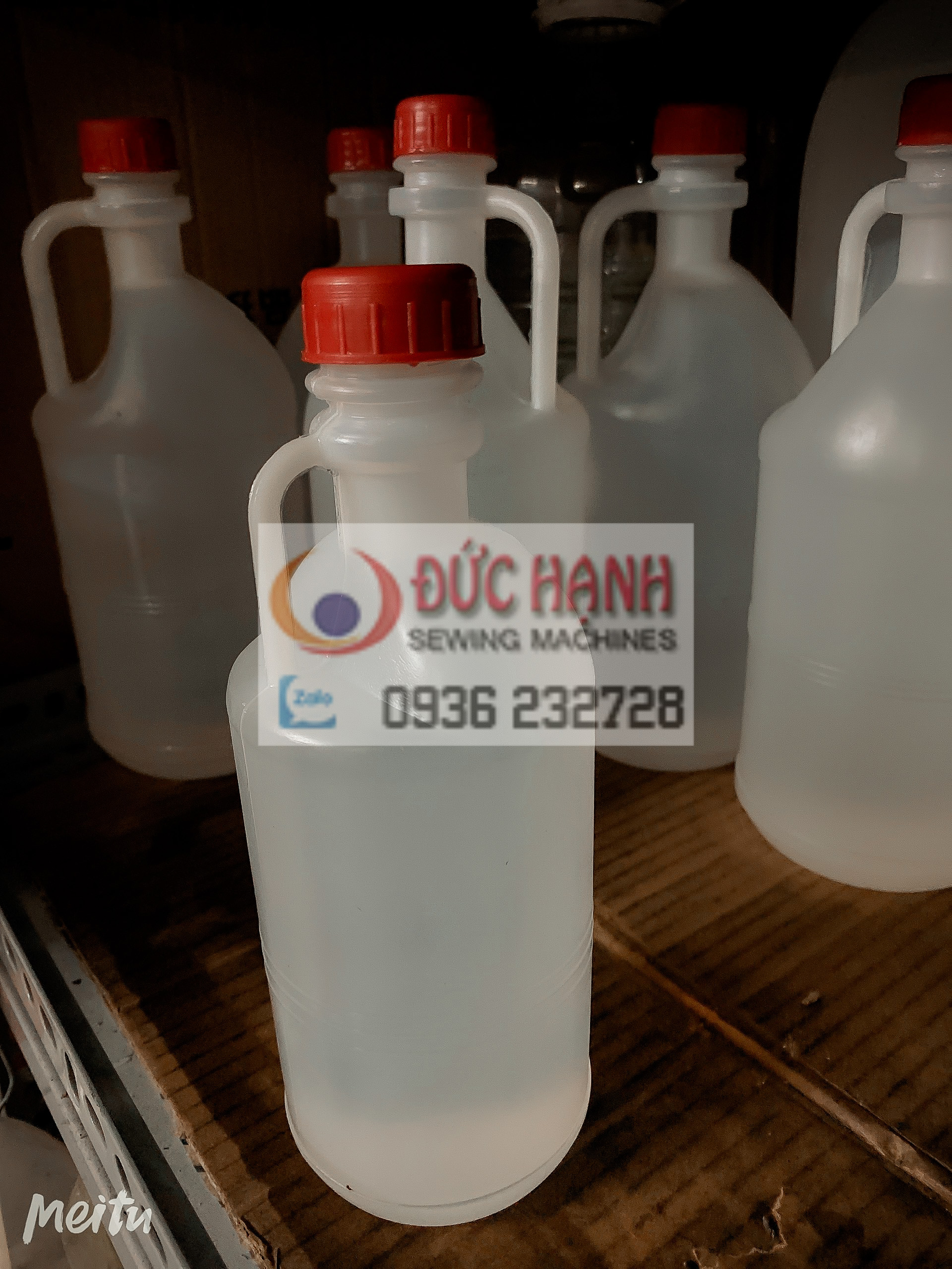 Dầu máy khâu - máy may ( chai 1 Lít + 2 lít )