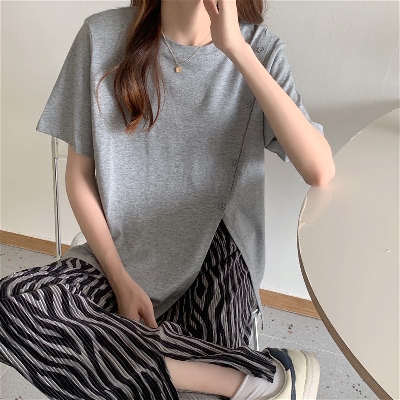 Áo thun nữ xẻ tà phối nút tay ngắn style Hàn quốc