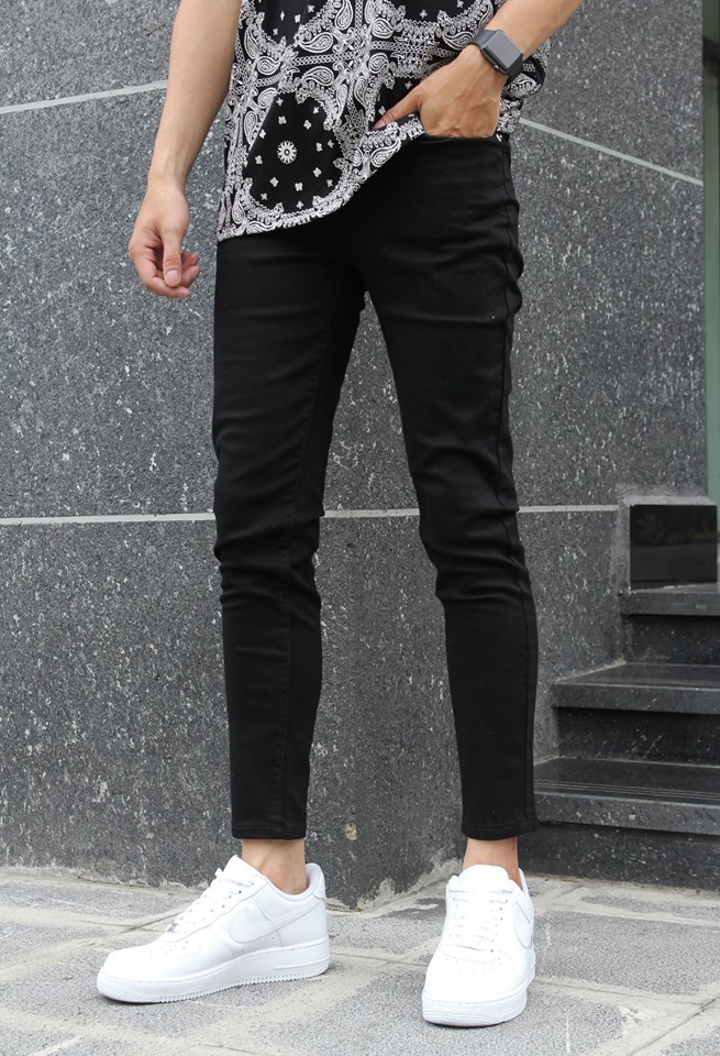 [Hoàn Tiền 15%] Quần Jean Skinny Đen Trơn Basic Vải Dày Co Giãn