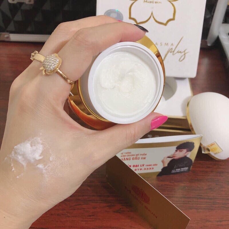 kem NÁM CỐT THÔNG ĐỎ MAGIC SKIN (HỘP TO 40g)