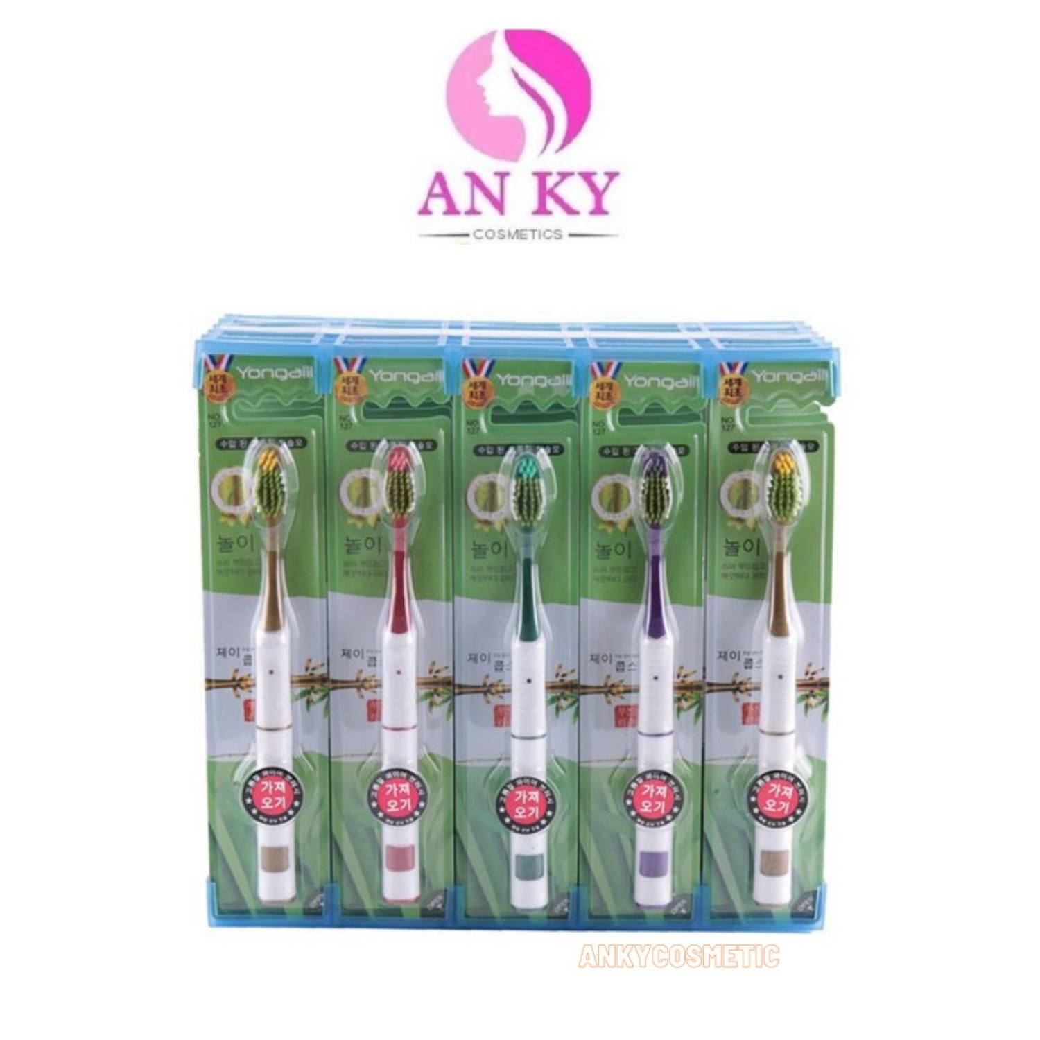 Bàn chải than tre Hàn Quốc 127