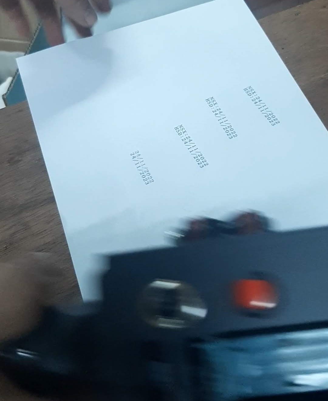 Máy in date phun mực cầm tay MX3