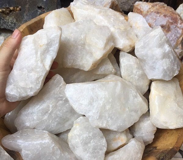 [HCM]Đá thạch anh trắng thô phong thủy 1 kg